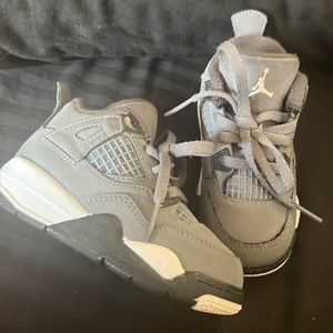 Retro 4; Grey Air Jordan’s size 6c-toddler (barely worn) Authentic like new!!